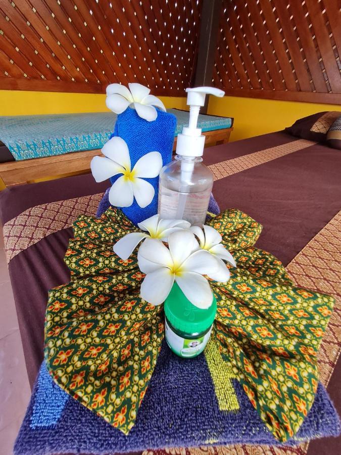 Bee Nat Garden Resort Bang Rak Beach  Exterior photo